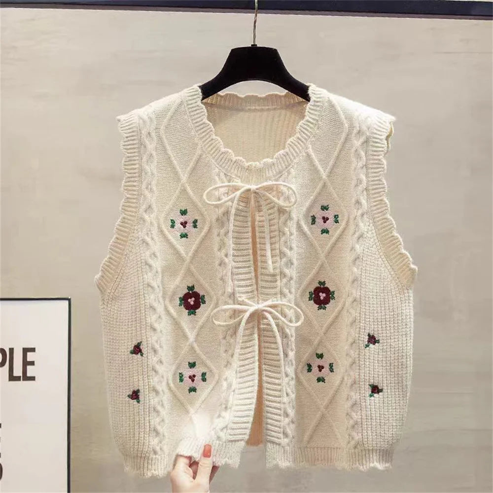 Cardigan Embroidered knitted Sweet vest Women 2026 Spring Autumn New Loose Sleeveless Sweater Waistcoat Female All-match Tops