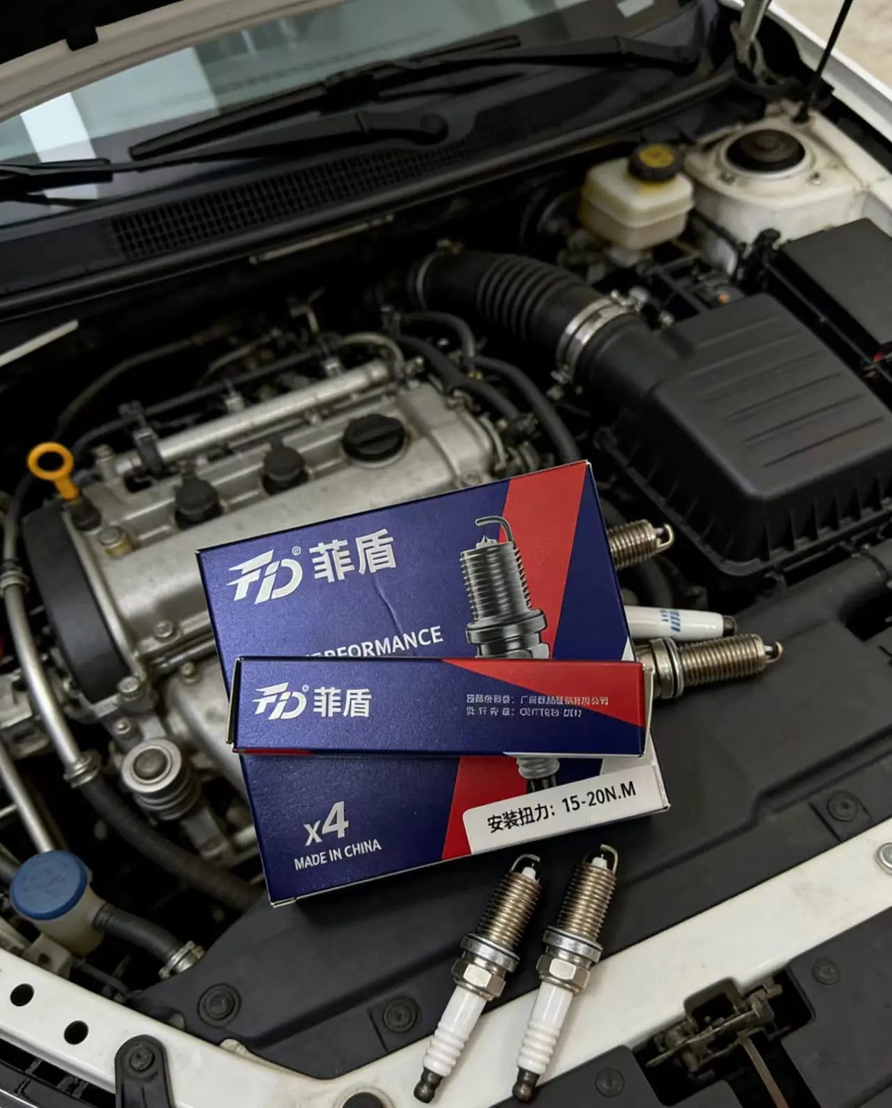 Double iridium spark plugs for Toyota  Will Cypha Will Vi Will VS Windom Wish Vista Ardeo Vitz Voltz Voxy