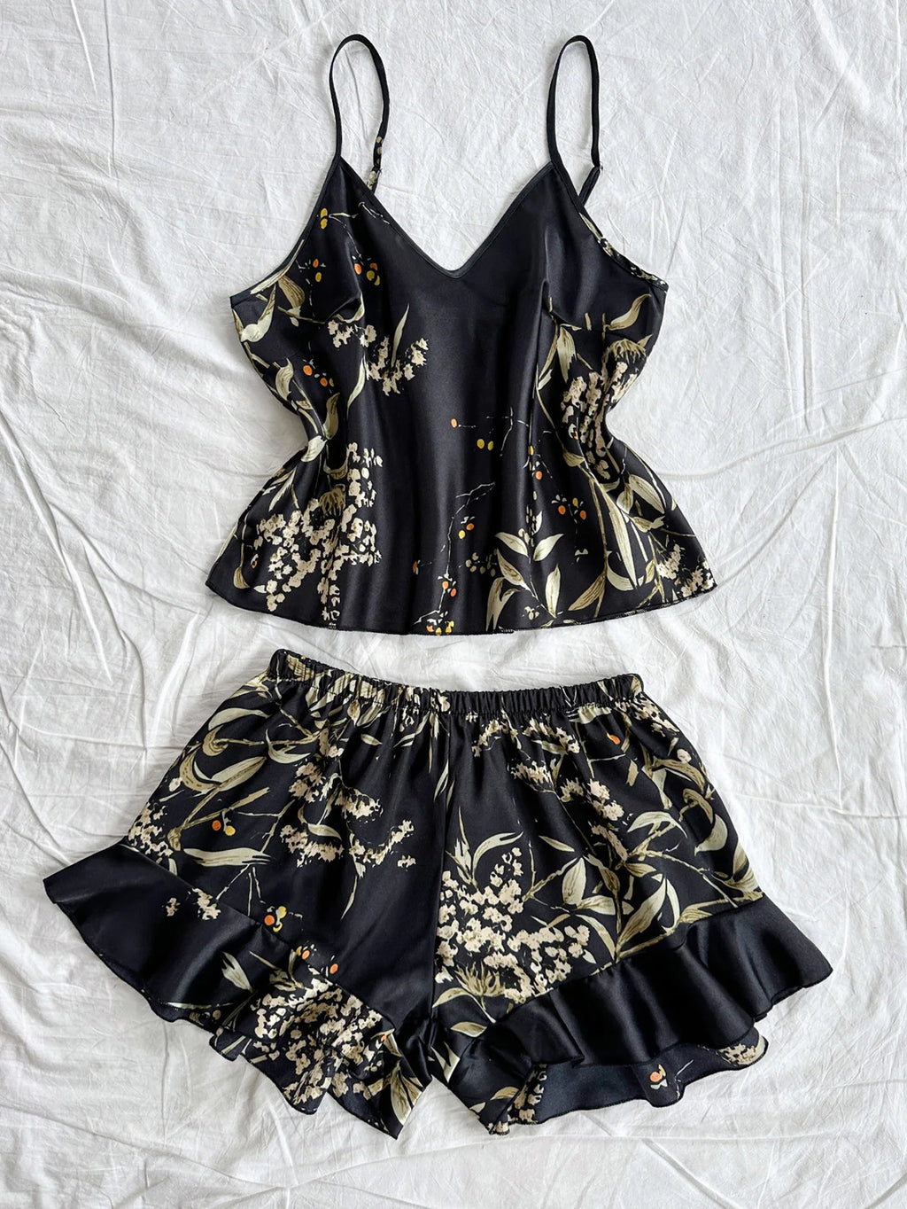 V Neck Women's Pajama Set Cherry Print Elegant and Gentle Halter shorts Casual and Comfortable Sleepwear Suit for home wear