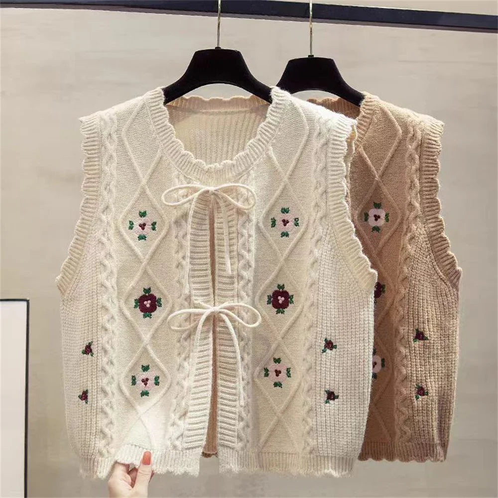Cardigan Embroidered knitted Sweet vest Women 2026 Spring Autumn New Loose Sleeveless Sweater Waistcoat Female All-match Tops
