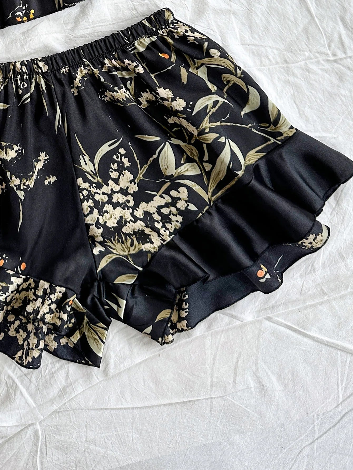 V Neck Women's Pajama Set Cherry Print Elegant and Gentle Halter shorts Casual and Comfortable Sleepwear Suit for home wear